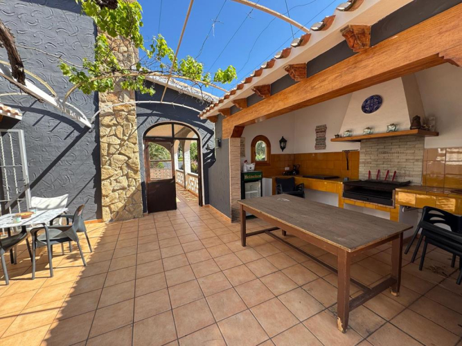 Villa in Denia for sale VPH02062