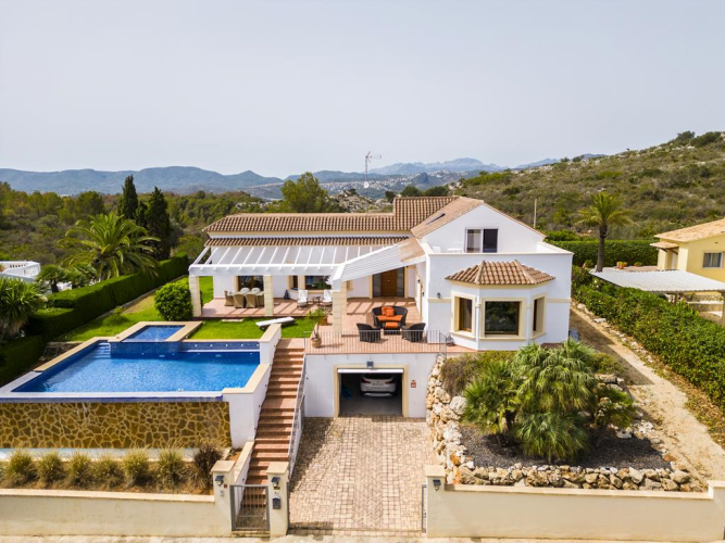 Villa in Denia for sale VPH02023