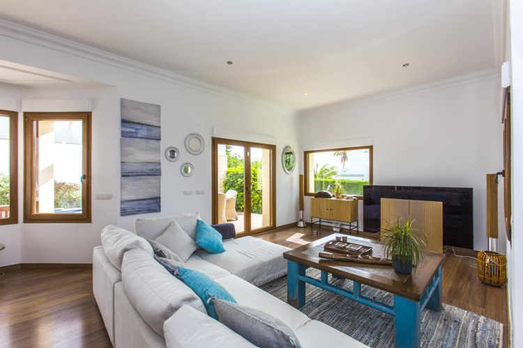 Villa in Denia for sale VPH02023