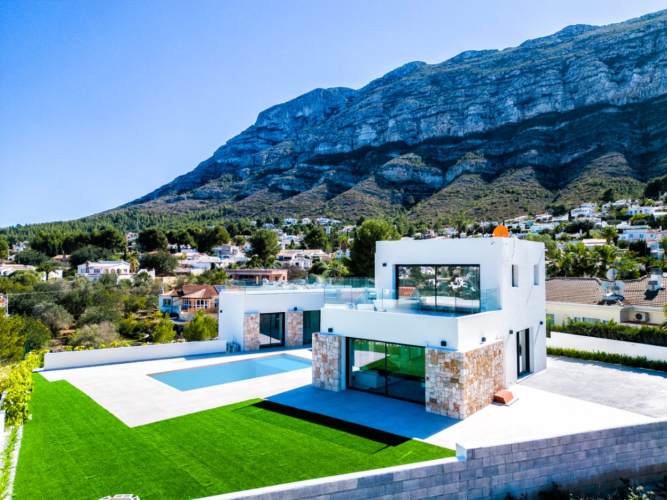 Villa in Denia for sale VPH02006