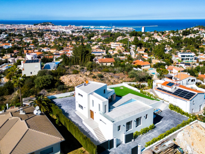 Villa in Denia for sale VPH02006