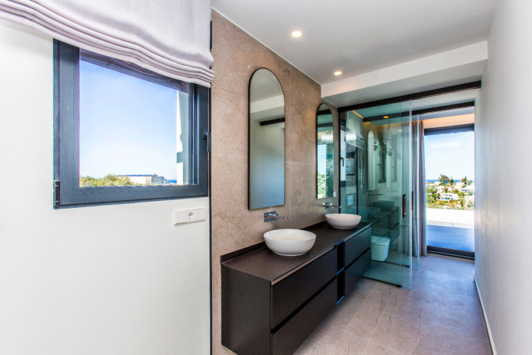 Villa in Denia for sale VPH02006