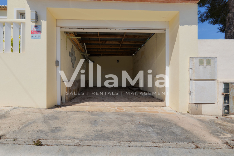 Villa in Jávea for long-term rental VMR 3167