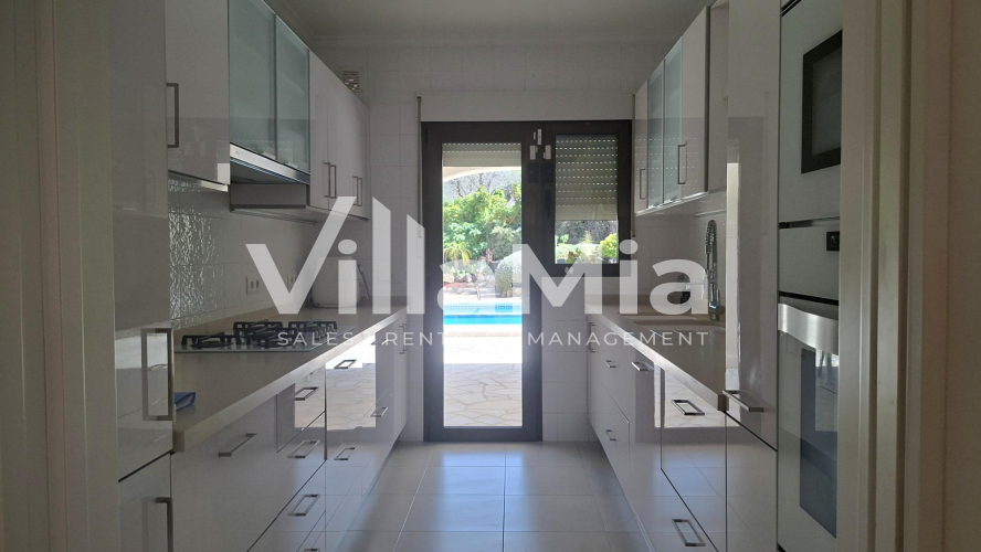Villa in Jávea for long-term rental VMR 3245