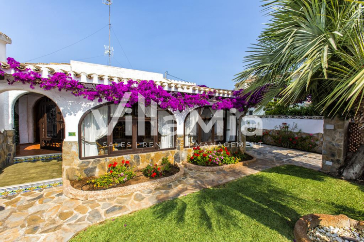 Villa in Dénia for sale VPH02035