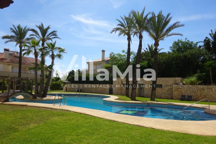 Townhouse in Jávea for winter let VMW 3123