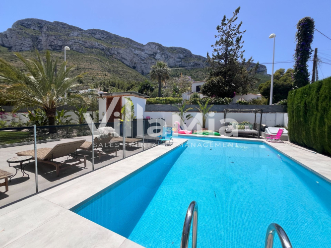 Villa in Dénia for winter let VMW 3255