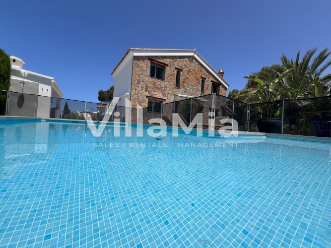 Villa in Dénia for winter let VMW 3255