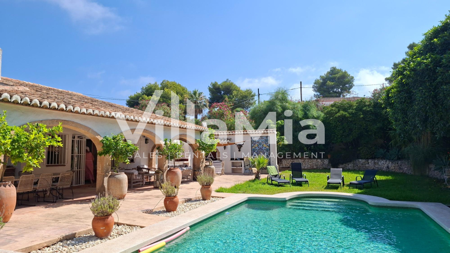 Villa in Jávea for winter let VMW 3262