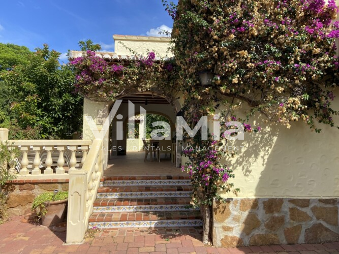 Villa in Jávea for winter let VMW 2227