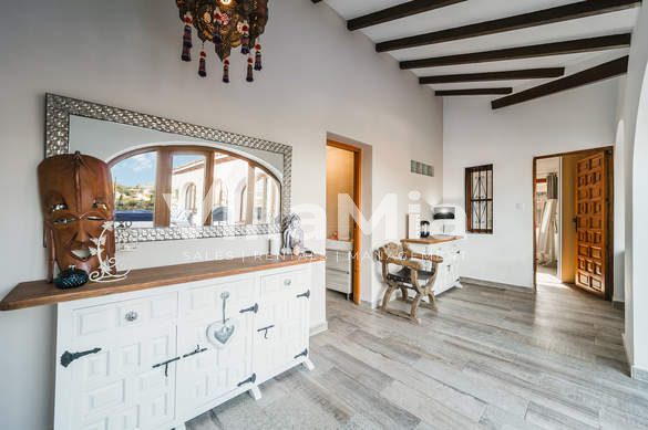 Villa in Jávea for winter let VMW 2705