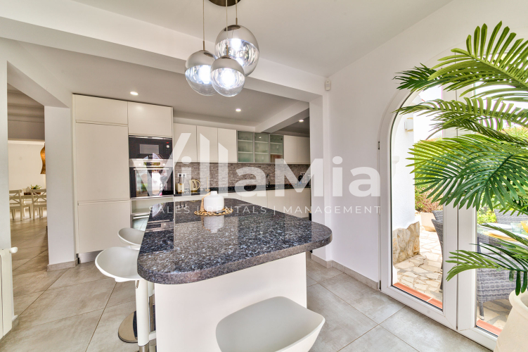 Villa in Jávea for winter let VMW 2856