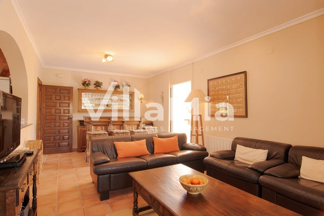 Villa in Benissa for winter let VMW 2916d