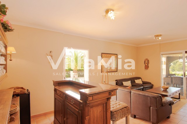 Villa in Benissa for winter let VMW 2916d